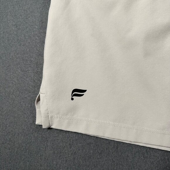 Fabletics Mens M White Elastic Waist Gym Training 9" Inseam Unlined Pockets - Picture 2 of 8